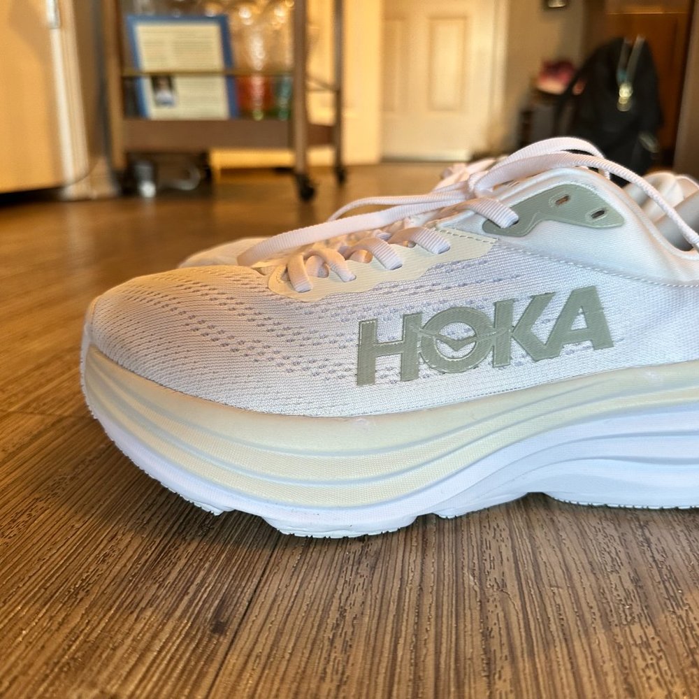 HOKA Bondi 8 white women size 10/men size 8